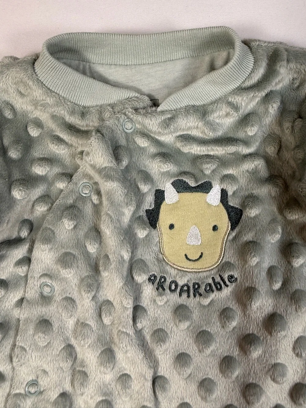 NWT BABY GEAR Unisex Dino Plush Footie Sleeper 6-9M Sage Green Cozy Soft NEW